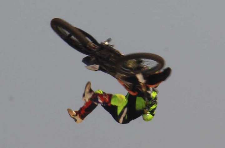 76 Rider Uji Nyali di <i>Extreme Freestyle</i> BSD City