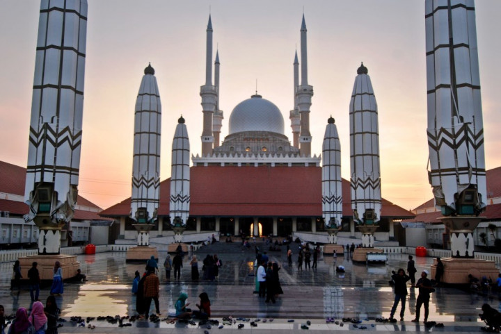 5 Tips Liburan Hemat Bujet ke Semarang, Dijamin Senang dan Puas!