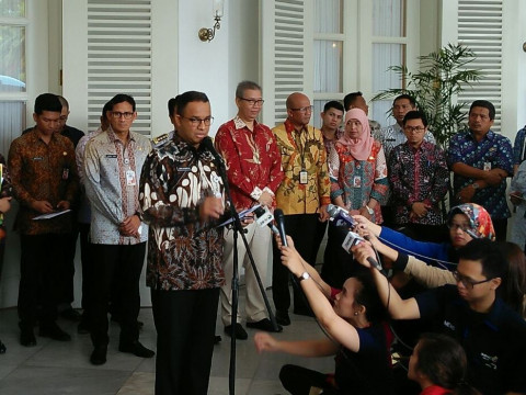 Gubernur DKI Anies Baswedan meluncurkan OK-Otrip. Foto: