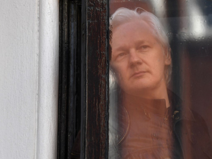 Ekuador Mata-matai Pendiri WikiLeaks di London