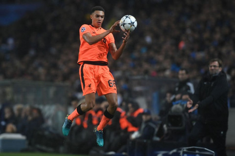 Trent Alexander-Arnold (Foto: AFP/FRANCISCO LEONG)