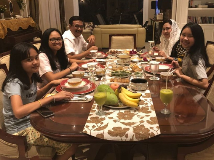 Cara Djarot Jalani Puasa Pertama