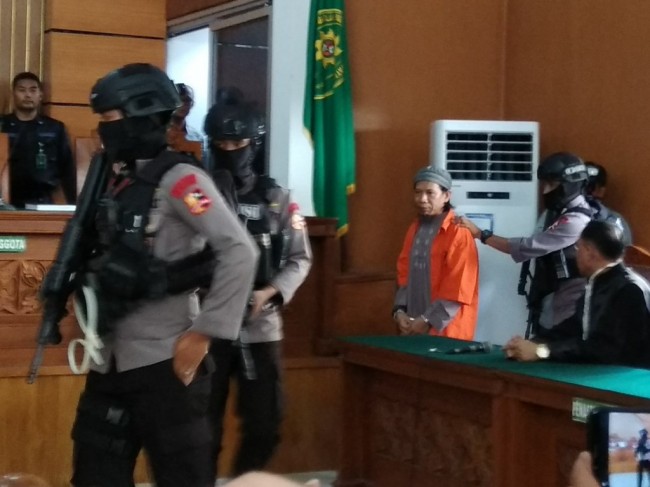 Prosecutors Demand Death Sentence for JAD Leader Aman Abdurrahman