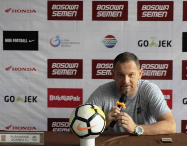 Dejan Antonic Ingatkan Pemainnya Fokus di Makassar