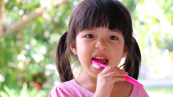 Tips Menjaga Kesehatan Gigi saat Berpuasa