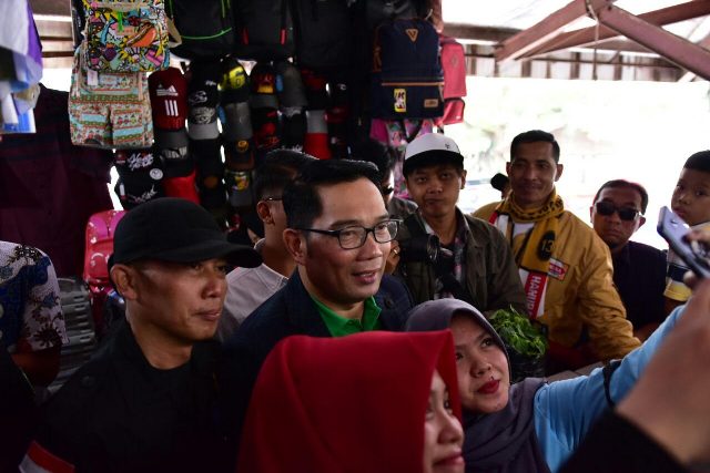 <i>Blusukan</i> ke Cimahi, Emil Dicurhati Lapangan Kerja