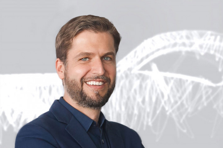 Aston Martin Bajak Desainer Eksterior Bugatti