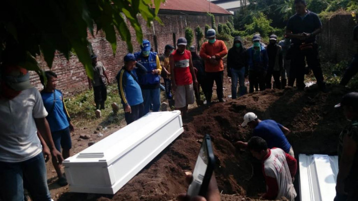 Tujuh Terduga Teroris Dimakamkan di Sidoarjo