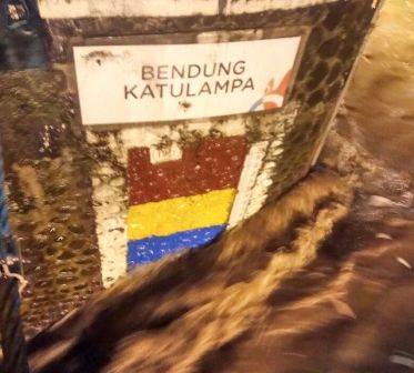 Bendung Katulampa Siaga II