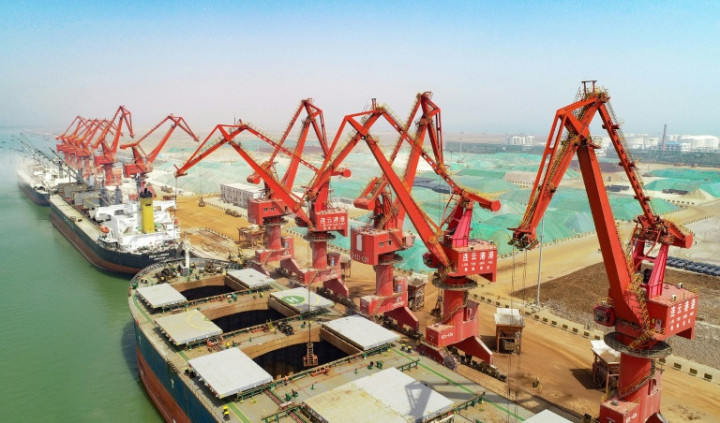 Asian Markets Rise as China and US Agree to Avert Trade War