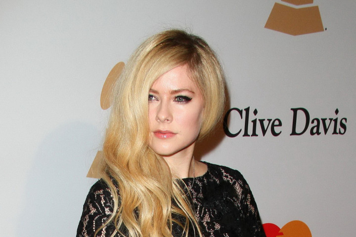 Avril Lavigne Berkencan dengan Putra Miliarder asal Texas