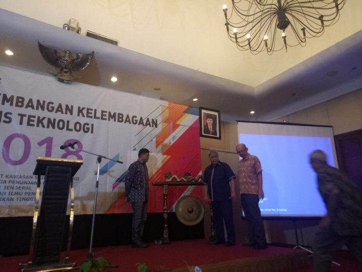 Lulusan Perguruan Tinggi Didorong Buka Lapangan Kerja