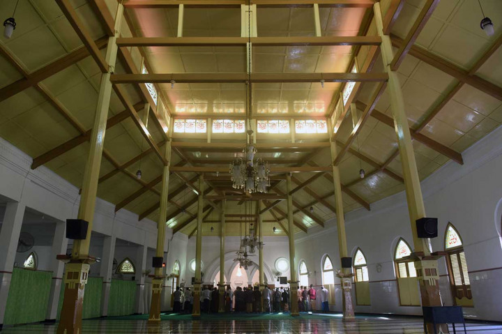 Indahnya Masjid Jami Peneleh Surabaya