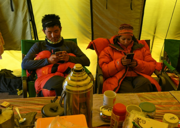 Baked Goods and Wi-Fi Bring Everest Closer to Home