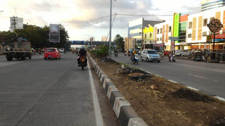 Walhi Protes Proyek Jalan Tol Layang Makassar