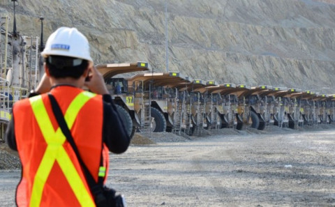 Progres Pembangunan <i>Smelter</i> Amman Capai 10,1%