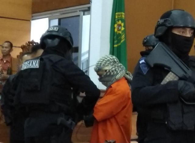 Aman Abdurrahman Sebut Pelaku Teror Surabaya Sakit Jiwa