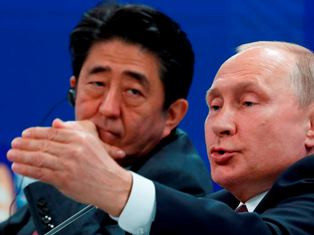 Putin Bantah Rudal Rusia Menembak Jatuh Pesawat MH17