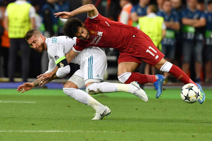 Ramos seperti Bergulat dengan Salah