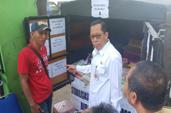 Harga Beras di Operasi Pasar Bulog Lebih Tinggi