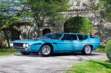 Lamborghini Peringati 50 Tahun Varian Espada Klasik