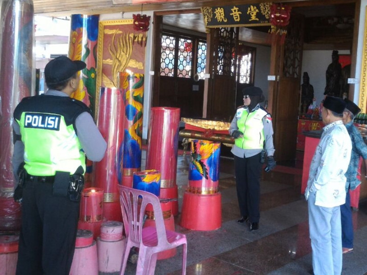 Ratusan Polisi Amankan Ibadah Waisak di Malang