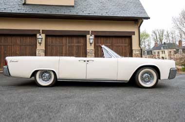 Koleksi Unik Lincoln Continental Convertible 1963 Klasik
