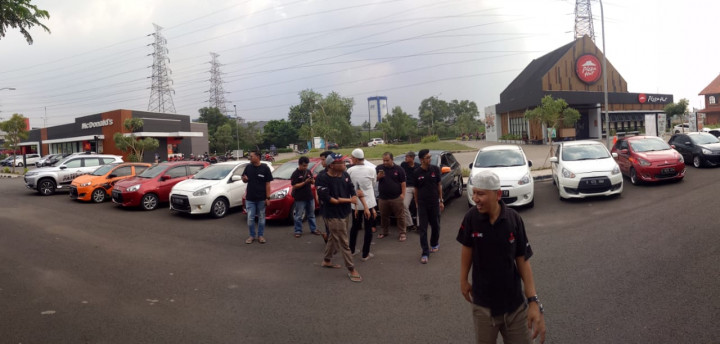 IMEC Gelar Kopdar Gabungan Sambil Beramal