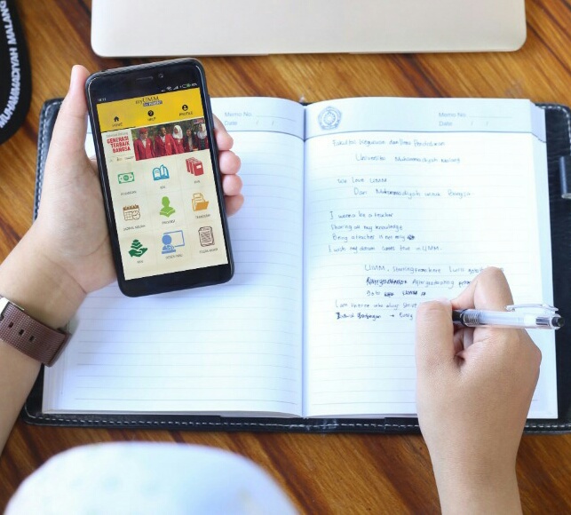 Perlancar Komunikasi Dengan Orangtua Mahasiswa Lewat Aplikasi