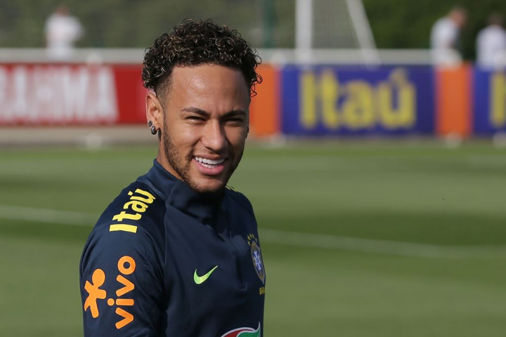 Neymar Tegaskan Sang Ayah tidak Ikut Campur soal Masa Depannya