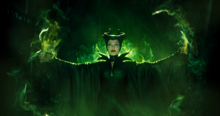 Angelina Jolie dan Elle Fanning Reuni di Film Maleficent 2