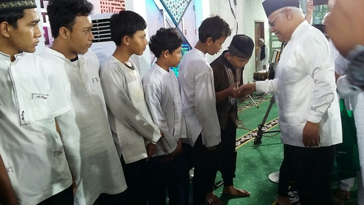 BAZNAS Salurkan Bantuan untuk Seribu Yatim via Yayasan Baitussalam