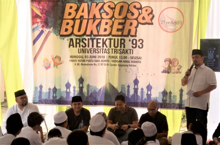 Alumni Arsitektur Trisakti Berbagi Bersama Anak Yatim