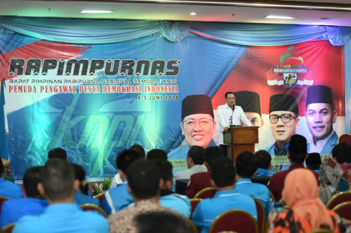 DPR Dorong Kemenpora Akhiri Dualisme KNPI