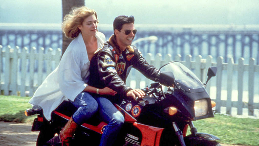 Tom Cruise pakai Kawasaki GPZ900R difilm Top Gun. Motosaigon