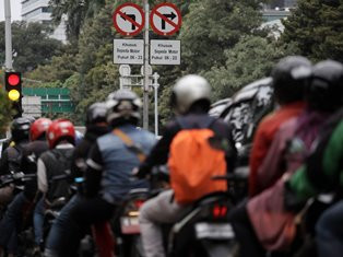 Sandi: 40% Sepeda Motor di DKI Menunggak Pajak