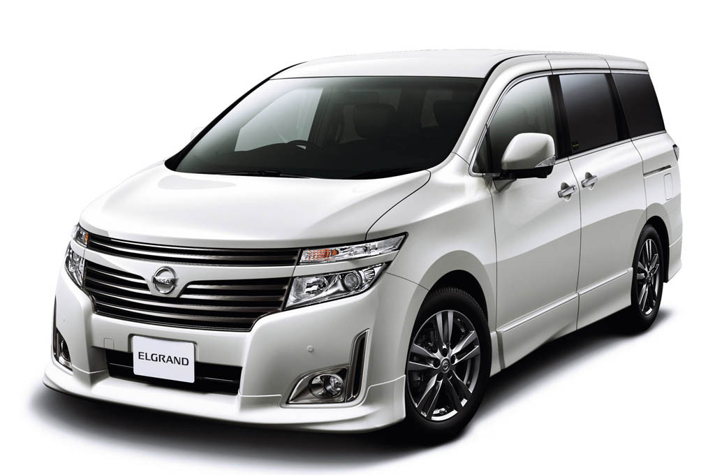 Nissan Elgrand tak dilengkapi ban cadangan. Nissan