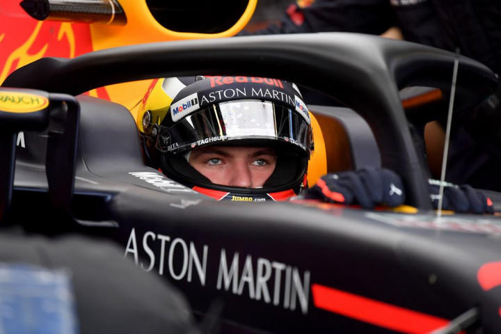 Diminta Mengubah Gaya Balapan, Verstappen Cuek