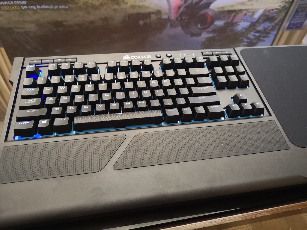 Lapboard Gaming Wireless K63 Corsair di Computex 2018 Taipei, Taiwan.
