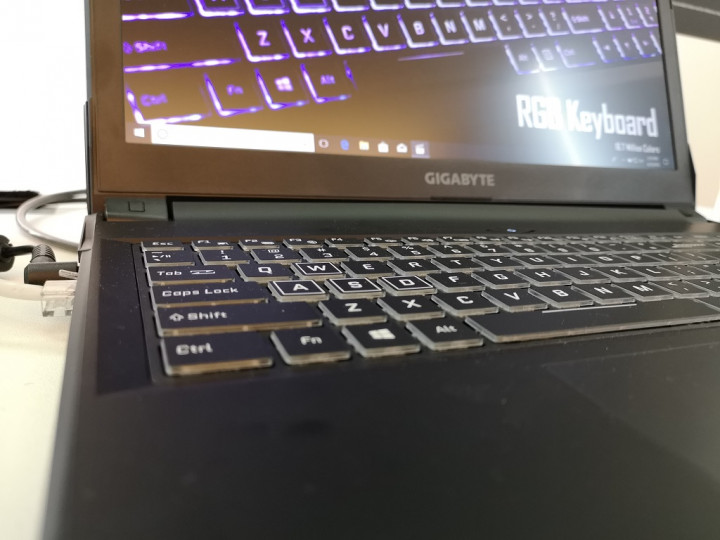 Gigabyte Bakal Bawa Sabre 15 - G8 ke Indonesia, Spesifikasinya?