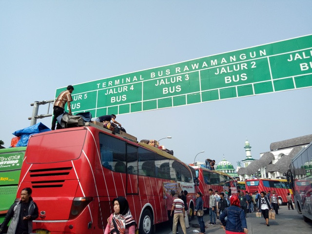 Mayoritas Bus di Terminal Rawamangun tak Laik Jalan