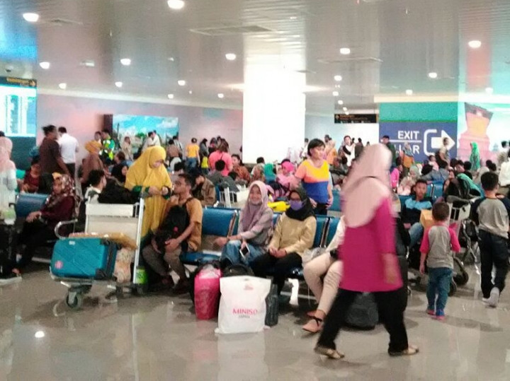 Pemudik di Bandara Ahmad Yani Naik 37 Persen