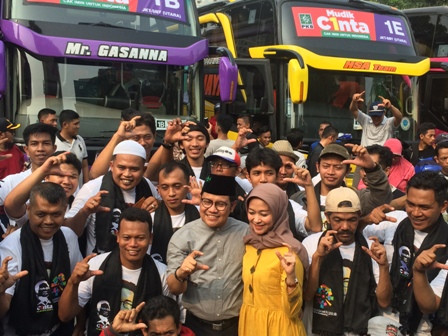 Cak Imin Lepas Seribu Pemudik