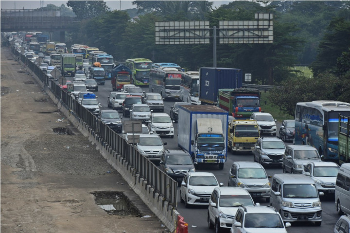 35 Ribu Kendaraan Telah Lewati GT Jakarta-Cikampek