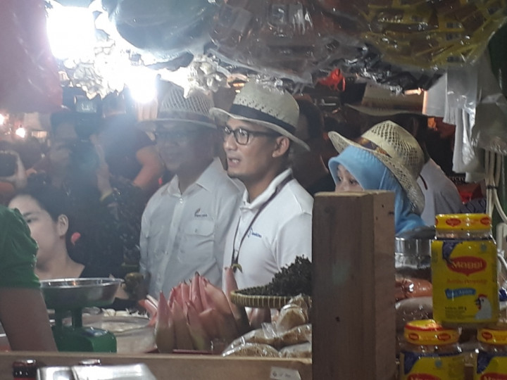 Sandi Pantau Harga Cabai