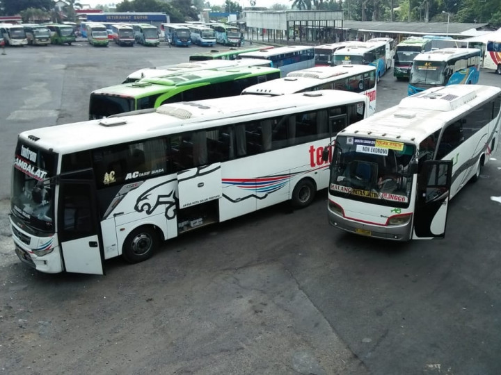 Bus di Malang Sepi Peminat