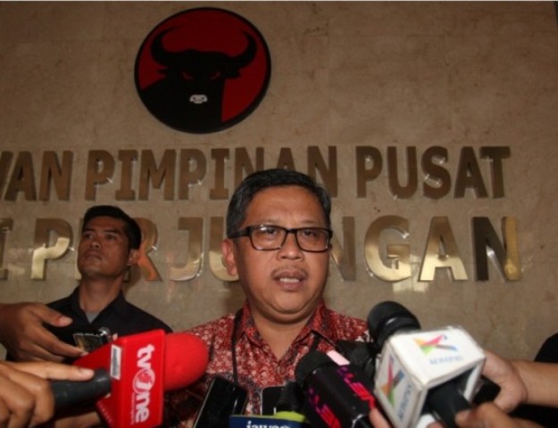 Hasto Sebut KTP-el Djarot Diberikan Wali Kota Medan