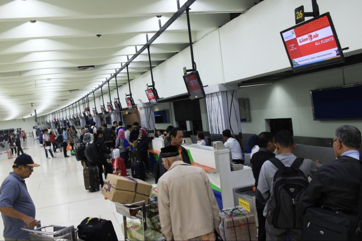 <i>Check In</i> di Bandara Soetta Dipermudah