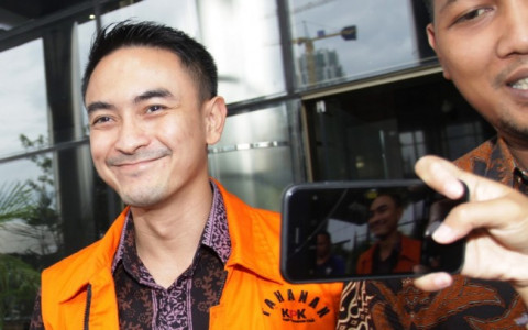 Zumi Zola Rayakan Lebaran di Bui