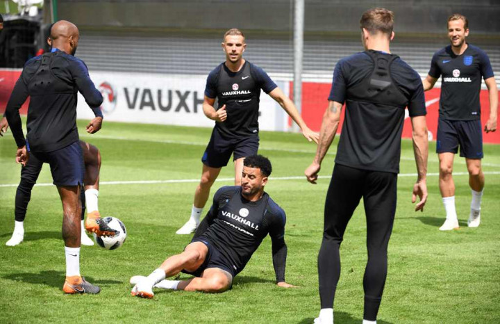 Walker Rela Berganti Peran demi Timnas Inggris